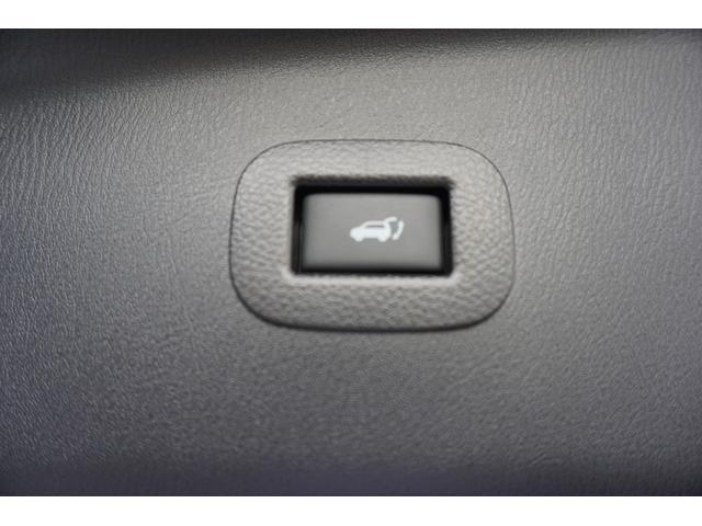 QX80  2018年モデル新車並行サンルーフ22インチレザーシート シートヒーターベンチレーション3列シート ボーズ アルパインナビ TV DVD移設 パワーバックドア(44枚目)