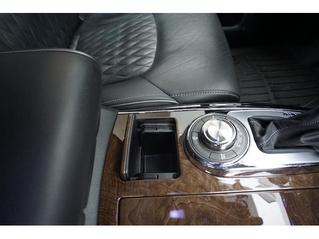 QX80  2018年モデル新車並行サンルーフ22インチレザーシート シートヒーターベンチレーション3列シート ボーズ アルパインナビ TV DVD移設 パワーバックドア(60枚目)