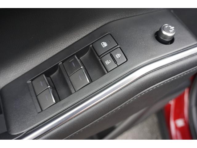 ハイランダー 　２１年モデル　当社新車並行販売車両　３．５Ｌ　Ｖ６　ムーンルーフ　デジタルインナーミラー　パワーバックドア　レザーシートシートヒーターベンチ　３列シート２０インチタイヤホイール（12枚目）