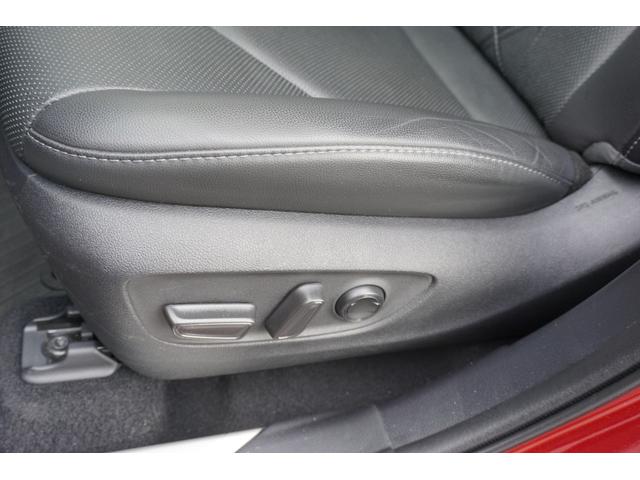 ハイランダー 　２１年モデル　当社新車並行販売車両　３．５Ｌ　Ｖ６　ムーンルーフ　デジタルインナーミラー　パワーバックドア　レザーシートシートヒーターベンチ　３列シート２０インチタイヤホイール（14枚目）