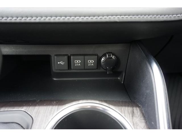 ハイランダー 　２１年モデル　当社新車並行販売車両　３．５Ｌ　Ｖ６　ムーンルーフ　デジタルインナーミラー　パワーバックドア　レザーシートシートヒーターベンチ　３列シート２０インチタイヤホイール（25枚目）