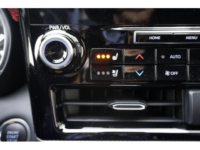 ハイランダー 　２１年モデル　当社新車並行販売車両　３．５Ｌ　Ｖ６　ムーンルーフ　デジタルインナーミラー　パワーバックドア　レザーシートシートヒーターベンチ　３列シート２０インチタイヤホイール（28枚目）