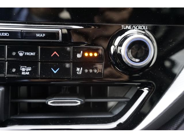 ハイランダー 　２１年モデル　当社新車並行販売車両　３．５Ｌ　Ｖ６　ムーンルーフ　デジタルインナーミラー　パワーバックドア　レザーシートシートヒーターベンチ　３列シート２０インチタイヤホイール（30枚目）