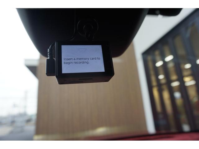 ハイランダー 　２１年モデル　当社新車並行販売車両　３．５Ｌ　Ｖ６　ムーンルーフ　デジタルインナーミラー　パワーバックドア　レザーシートシートヒーターベンチ　３列シート２０インチタイヤホイール（35枚目）