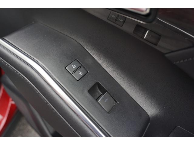 ハイランダー 　２１年モデル　当社新車並行販売車両　３．５Ｌ　Ｖ６　ムーンルーフ　デジタルインナーミラー　パワーバックドア　レザーシートシートヒーターベンチ　３列シート２０インチタイヤホイール（46枚目）