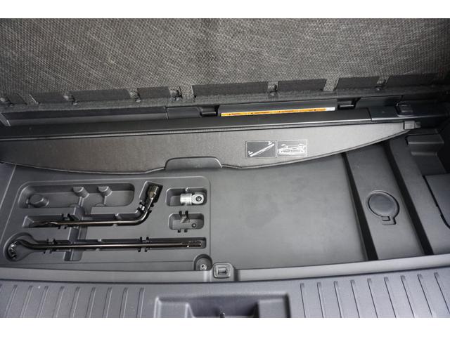 ハイランダー 　２１年モデル　当社新車並行販売車両　３．５Ｌ　Ｖ６　ムーンルーフ　デジタルインナーミラー　パワーバックドア　レザーシートシートヒーターベンチ　３列シート２０インチタイヤホイール（49枚目）