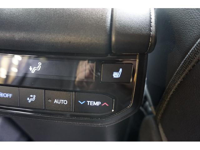 ハイランダー 　２１年モデル　当社新車並行販売車両　３．５Ｌ　Ｖ６　ムーンルーフ　デジタルインナーミラー　パワーバックドア　レザーシートシートヒーターベンチ　３列シート２０インチタイヤホイール（52枚目）