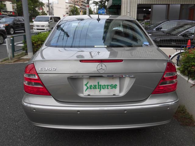 Ｅ３５０　アバンギャルド　左Ｈ　サンルーフ　黒革　１オーナー(11枚目)