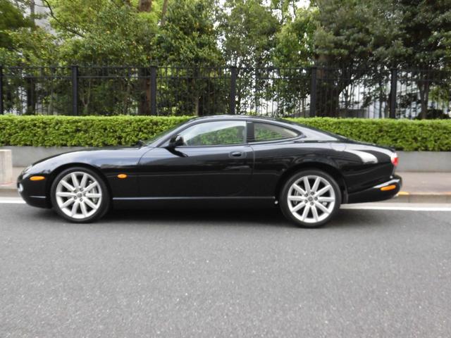 ＸＫＲ　２００５ｙモデル　ベージュ革内装　アダプティブクルーズコントロール　１９ＡＷ(8枚目)