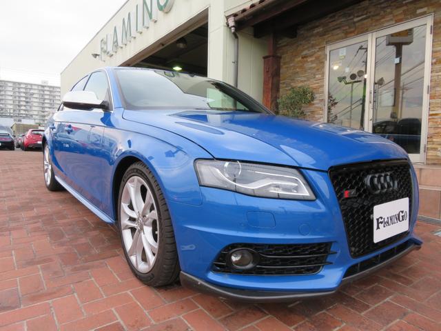 Ｓ４ ベースグレード　３．０Ｖ６　４ＷＤ　ＨＤＤナビ　バックカメラ　赤黒コンビ革シート　パワーシート　純正１８インチアルミホイール　スーパーチャージャー　ＥＴＣ（5枚目）