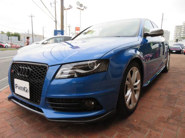 Ｓ４ ベースグレード　３．０Ｖ６　４ＷＤ　ＨＤＤナビ　バックカメラ　赤黒コンビ革シート　パワーシート　純正１８インチアルミホイール　スーパーチャージャー　ＥＴＣ（6枚目）