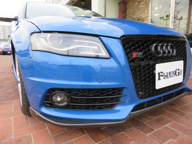 Ｓ４ ベースグレード　３．０Ｖ６　４ＷＤ　ＨＤＤナビ　バックカメラ　赤黒コンビ革シート　パワーシート　純正１８インチアルミホイール　スーパーチャージャー　ＥＴＣ（7枚目）