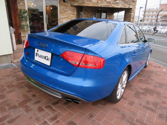 Ｓ４ ベースグレード　３．０Ｖ６　４ＷＤ　ＨＤＤナビ　バックカメラ　赤黒コンビ革シート　パワーシート　純正１８インチアルミホイール　スーパーチャージャー　ＥＴＣ（15枚目）