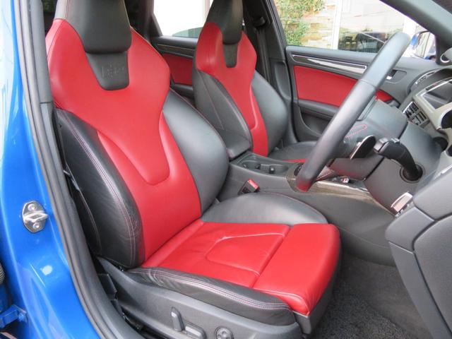 Ｓ４ ベースグレード　３．０Ｖ６　４ＷＤ　ＨＤＤナビ　バックカメラ　赤黒コンビ革シート　パワーシート　純正１８インチアルミホイール　スーパーチャージャー　ＥＴＣ（27枚目）