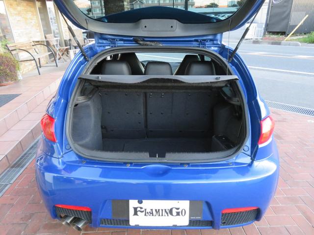 アルファ147 GTA 左ハンドル6速MT アーキュレーマフラー パルティーレ17インチアルミホイール 純正デッキ ETC 黒革シート シートヒーター(27枚目)