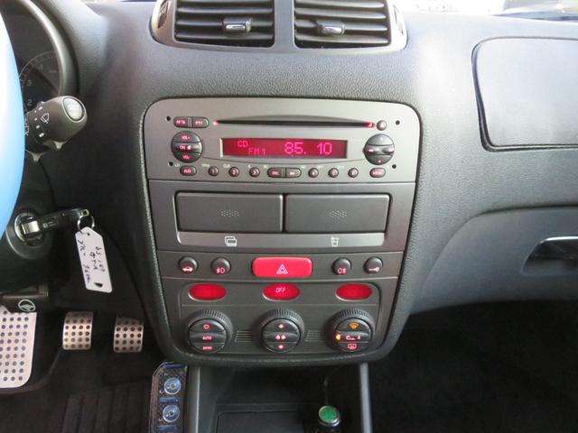 アルファ147 GTA 左ハンドル6速MT アーキュレーマフラー パルティーレ17インチアルミホイール 純正デッキ ETC 黒革シート シートヒーター(45枚目)