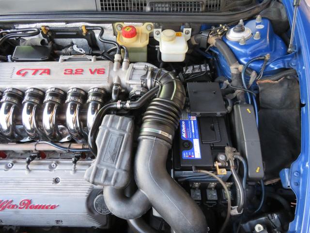 アルファ147 GTA 左ハンドル6速MT アーキュレーマフラー パルティーレ17インチアルミホイール 純正デッキ ETC 黒革シート シートヒーター(60枚目)