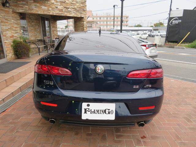 アルファ159 フレッチャロードII HDDナビ ETC ベージュ系革シート シートヒーター パワーシート 18インチアルミホイール(15枚目)