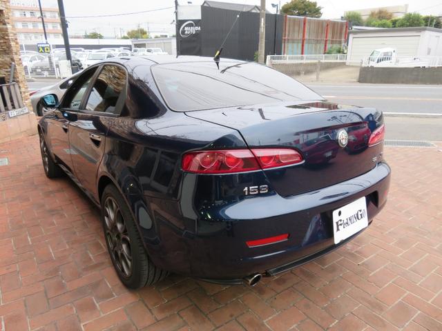 アルファ159 フレッチャロードII HDDナビ ETC ベージュ系革シート シートヒーター パワーシート 18インチアルミホイール(17枚目)