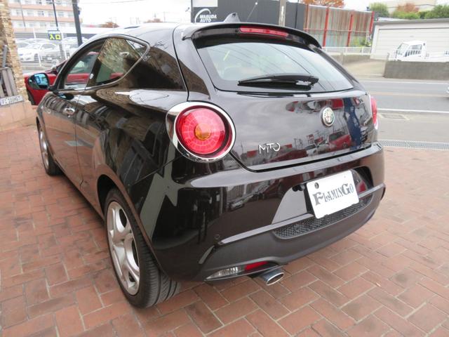 ミト コンペティツィオーネ　ナビフルセグバックカメラ　茶革シート　ＥＴＣ　パドルシフト　シートヒーター　純正１７インチアルミホイール（14枚目）