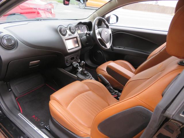 ミト コンペティツィオーネ　ナビフルセグバックカメラ　茶革シート　ＥＴＣ　パドルシフト　シートヒーター　純正１７インチアルミホイール（29枚目）