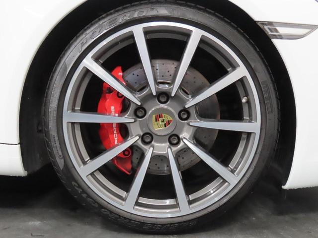 ９１１ ９１１カレラＳ　カブリオレ　正規Ｄ車　純正ＰＣＭ　ボルドーレッドレザーＩＮＴ　Ｂカメラ　カープレイ　ＢＯＳＥサウンド　ＰＡＳＭ　スポーツクロノＰＫＧ　シートヒーター　電格ミラー　２０インチクラシックホイール　ＰＤＬＳキセノン（17枚目）