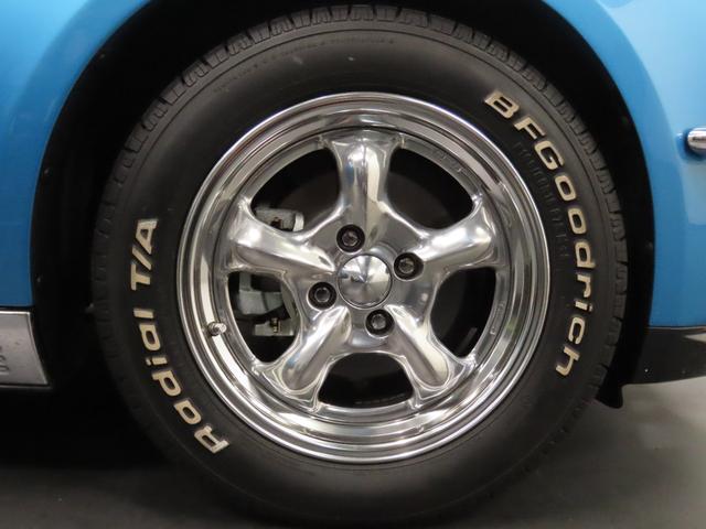 ロックスター Ｓスペシャルパッケージ　２００台限定車両　１オーナー　弊社ユーザー様買取車両　ＣＤ／ＤＶＤプレイヤー　純正ＳＤナビ　バックカメラ　地デジＴＶ　シートヒーター　パドルシフト　ＯＰ１５インチヴィンテージホイール　ビルトインＥＴＣ（8枚目）