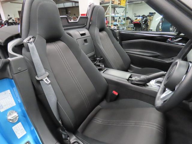 ロックスター Ｓスペシャルパッケージ　２００台限定車両　１オーナー　弊社ユーザー様買取車両　ＣＤ／ＤＶＤプレイヤー　純正ＳＤナビ　バックカメラ　地デジＴＶ　シートヒーター　パドルシフト　ＯＰ１５インチヴィンテージホイール　ビルトインＥＴＣ（14枚目）