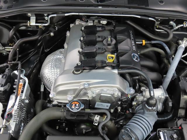 ロックスター Ｓスペシャルパッケージ　２００台限定車両　１オーナー　弊社ユーザー様買取車両　ＣＤ／ＤＶＤプレイヤー　純正ＳＤナビ　バックカメラ　地デジＴＶ　シートヒーター　パドルシフト　ＯＰ１５インチヴィンテージホイール　ビルトインＥＴＣ（30枚目）