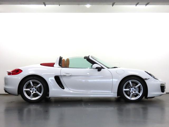 ボクスター ボクスター　正規Ｄ車　Ｃｌａｒｉｏｎ製ナビ　地デジＴＶ　ＢＯＳＥサウンド　Ｂカメラ　スポクロ　スポエキ　ＰＡＳＭ　２トーンレザーインテリア　スポーツシートプラス　シートヒーター　スポーツステアリング　ＰＤＬＳ（5枚目）