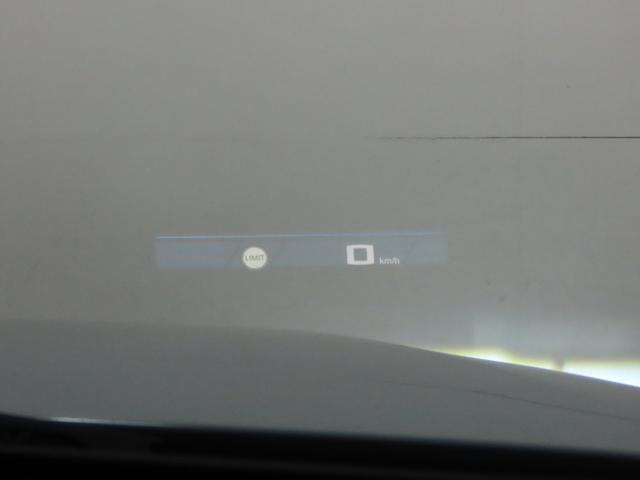 Ｍ２ ベースグレード　Ｍパフォ１９／２０インチ鍛造ＡＷ　カーボンルーフ／ＩＮＴトリム　ＫＷ車高調　ｈａｒｍａｎ／ｋａｒｄｏｎ　ナビＢカメラ　ＰＤＣクルコン　黒革　シートヒーター　Ｍスポーツエキゾースト　ホイール／サス純正有（31枚目）