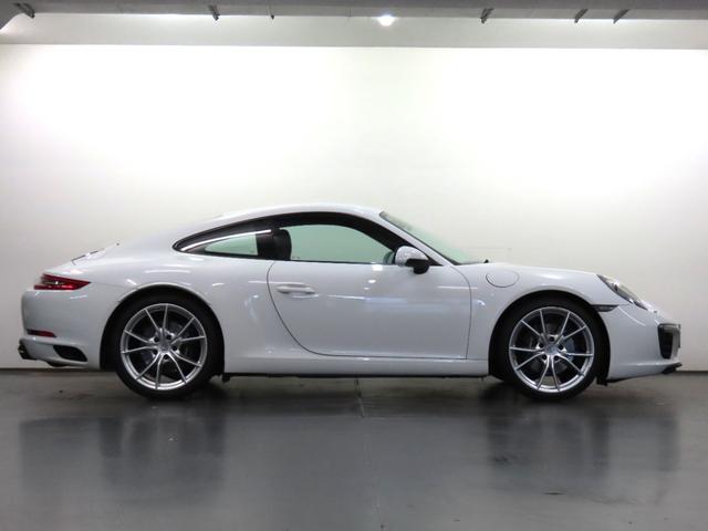 ９１１ ９１１カレラ　スポクロ　ＰＡＳＭ　カレラＳ２０ＡＷ　ＰＣＭナビ　Ｂカメラ　黒革　シートヒーター　オートＡＣ　スポステ　パドルシフト　電格ミラー　アルカンターラルーフ　ＰＤＬＳキセノン　スポーツテールパイプ　ＥＴＣ（4枚目）