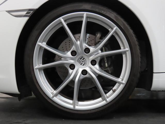 ９１１ ９１１カレラ　スポクロ　ＰＡＳＭ　カレラＳ２０ＡＷ　ＰＣＭナビ　Ｂカメラ　黒革　シートヒーター　オートＡＣ　スポステ　パドルシフト　電格ミラー　アルカンターラルーフ　ＰＤＬＳキセノン　スポーツテールパイプ　ＥＴＣ（13枚目）