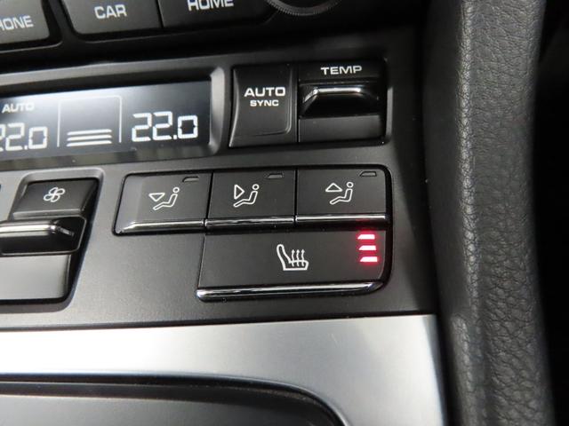 ９１１ ９１１カレラ　スポクロ　ＰＡＳＭ　カレラＳ２０ＡＷ　ＰＣＭナビ　Ｂカメラ　黒革　シートヒーター　オートＡＣ　スポステ　パドルシフト　電格ミラー　アルカンターラルーフ　ＰＤＬＳキセノン　スポーツテールパイプ　ＥＴＣ（27枚目）