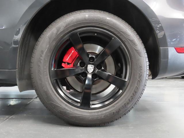 マカン マカン　正規ディーラー車　ブラックレザー　１４ｗａｙメモリーパワーシート／ヒーター　アダプティブクルーズコントロール　エントリードライブ　ＰＤＬＳキセノン　純正ナビ／バックカメラ　純正黒１８ｉｎｔホイール（12枚目）