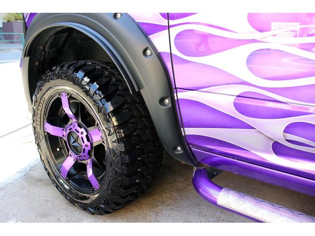 ダッジ・ラム ララミー 新車並行 5.7-HEMI 4WD カスタム 実走行3万mile リフトアップ KMCロックスター20inホイール ポケットスタイルオーバーフェンダー フルセグナビ 取説 点検記録簿 スペアキー(13枚目)