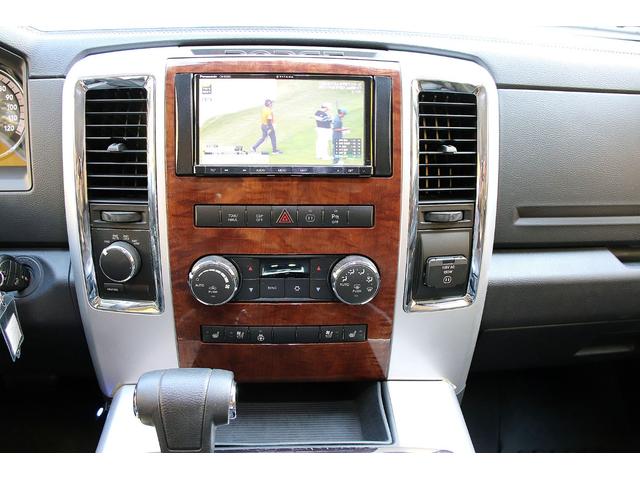 ダッジ・ラム ララミー 新車並行 5.7-HEMI 4WD カスタム 実走行3万mile リフトアップ KMCロックスター20inホイール ポケットスタイルオーバーフェンダー フルセグナビ 取説 点検記録簿 スペアキー(39枚目)