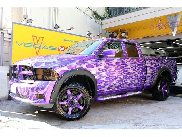 ダッジ・ラム ララミー 新車並行 5.7-HEMI 4WD カスタム 実走行3万mile リフトアップ KMCロックスター20inホイール ポケットスタイルオーバーフェンダー フルセグナビ 取説 点検記録簿 スペアキー(79枚目)