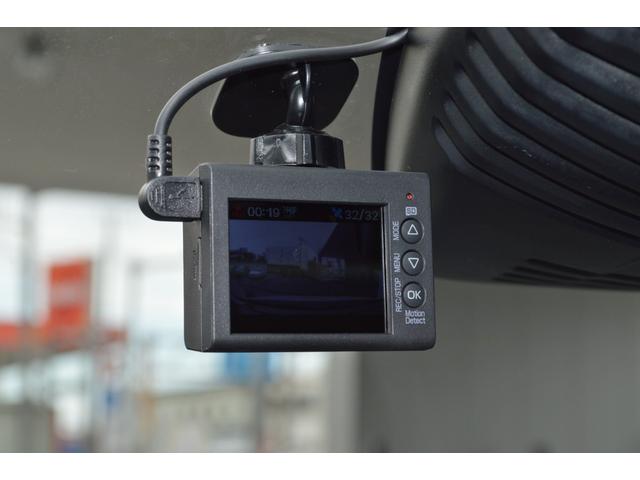 S60 T3 SE 黒革 走行16000キロ ドラレコ 認定中古車 フロントカメラ スマートキー バックカメラ HDDナビ フルセグ シートヒーター(8枚目)