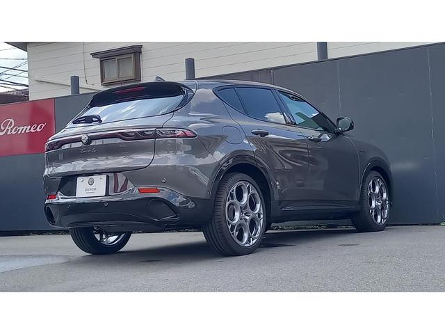 トナーレ ハイブリッド　サンルーフエディション（3枚目）