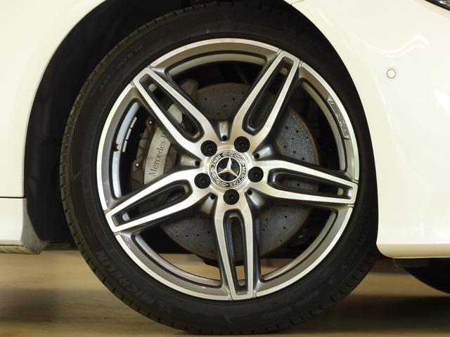 E400 4MクーペスポーツEXCP赤黒革SR1オナ新車保証(7枚目)