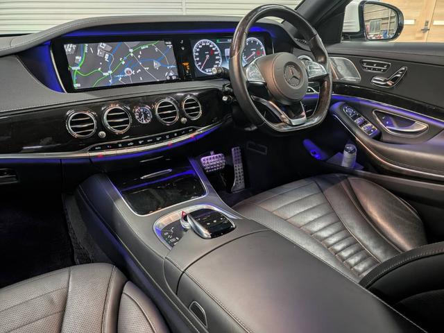 Ｓクラス Ｓ５５０ロング　ＡＭＧライン　ショーファーＰ　黒ナッパ革　パノラマＳＲ　ＨＤＤナビ地デジ３６０°カメラ　Ｒエンタ　ＨＵＤ　Ｂｕｒｍｅｓｔｅｒ　Ｓヒーター＆ベンチレーション＆マッサージ　ＬＥＤライト　自動トランク　禁煙（5枚目）
