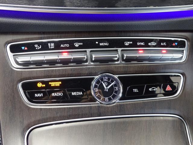 Eクラス E200 アバンギャルド スポーツ レーダーS 黒半革 HDDナビ地デジ360°カメラ Meコネクト 前席Sヒーター マルチビームLEDライト Pアシスト ハイビームアシスト ACC レーンチェンジ レーンキープ 分割可倒式シート 禁煙(51枚目)