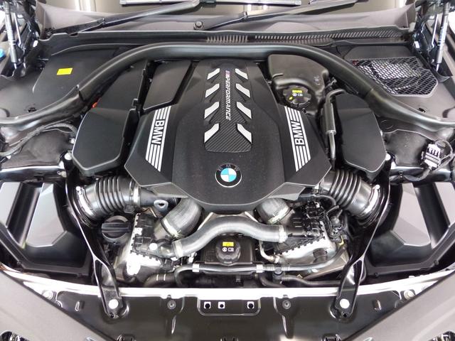 8シリーズ M850i xDrive グランクーペ Dアシストプロ 白革 SR HDDナビ地デジTOP&3Dビュー ライブコックピット HUD harman&kardon 前後席Sヒーター 前席ベンチレーション BMWレーザーライト 自動トランク 禁煙(20枚目)