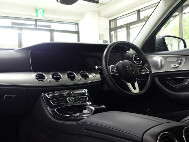 Eクラスステーションワゴン E220d ステーションワゴン アバンギャルド EXCP 黒革 パノラマSR HDDナビ地デジ360度カメラ 中期ステアリング Meコネクト HUD Burmester エアバランスP Sヒーター LEDライト 自動テールゲート Pアシスト 禁煙(11枚目)