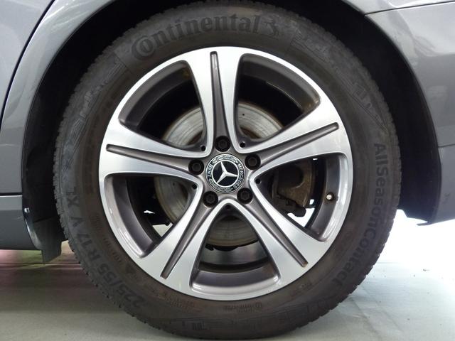 Eクラスステーションワゴン E220d ステーションワゴン アバンギャルド EXCP 黒革 パノラマSR HDDナビ地デジ360度カメラ 中期ステアリング Meコネクト HUD Burmester エアバランスP Sヒーター LEDライト 自動テールゲート Pアシスト 禁煙(25枚目)