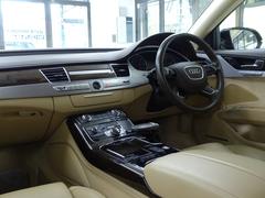 Ａｕｄｉ　Ａ８　後期型　４．０ＴＦＳＩクワトロ　プレセンス＆コンフォートパッケージをお探しの方は是非お急ぎ下さい！！ 6