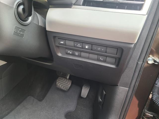 アウトランダーPHEV G 1オーナー P仕様 ホワイトレザーシート ヘッドアップディスプレイ 前後シートヒーター BOSEサウンドシステム ナビTVETC 360度モニター コンソールイルミネーション ステアリングヒーター(25枚目)