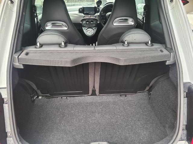 アバルト595 ツーリズモ 認定中古車 黒革シート ナビTVETCバックカメラ サイドバイザー スモークフィルム リヤコーナーセンサー USB 保証書 記録簿 取説(21枚目)