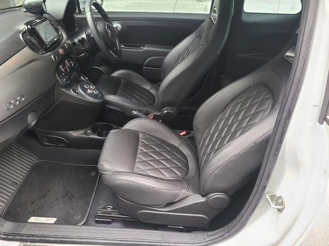 アバルト595 ツーリズモ 認定中古車 黒革シート ナビTVETCバックカメラ サイドバイザー スモークフィルム リヤコーナーセンサー USB 保証書 記録簿 取説(32枚目)